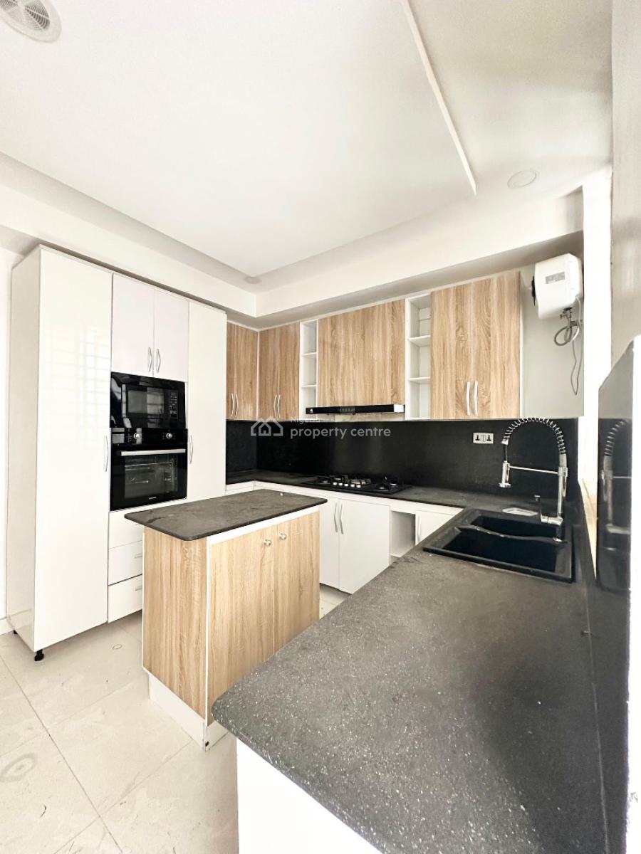 Beautiful with a B Q, Orchid Area, Lekki, Lagos, Detached Duplex for Rent