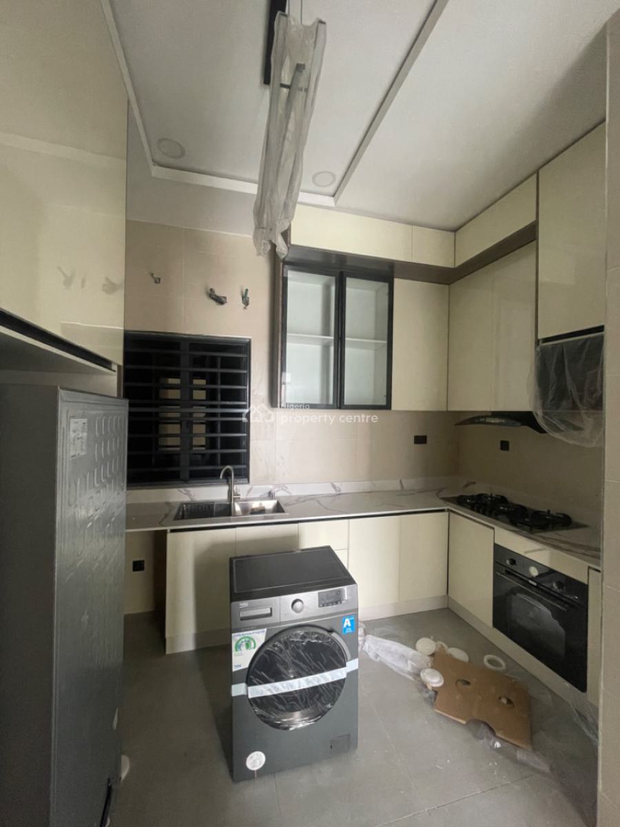 Newly Built 2 Bedroom Apartment/flat with Bq, Lekki Phase 1, Lekki, Lagos, Flat / Apartment for Sale