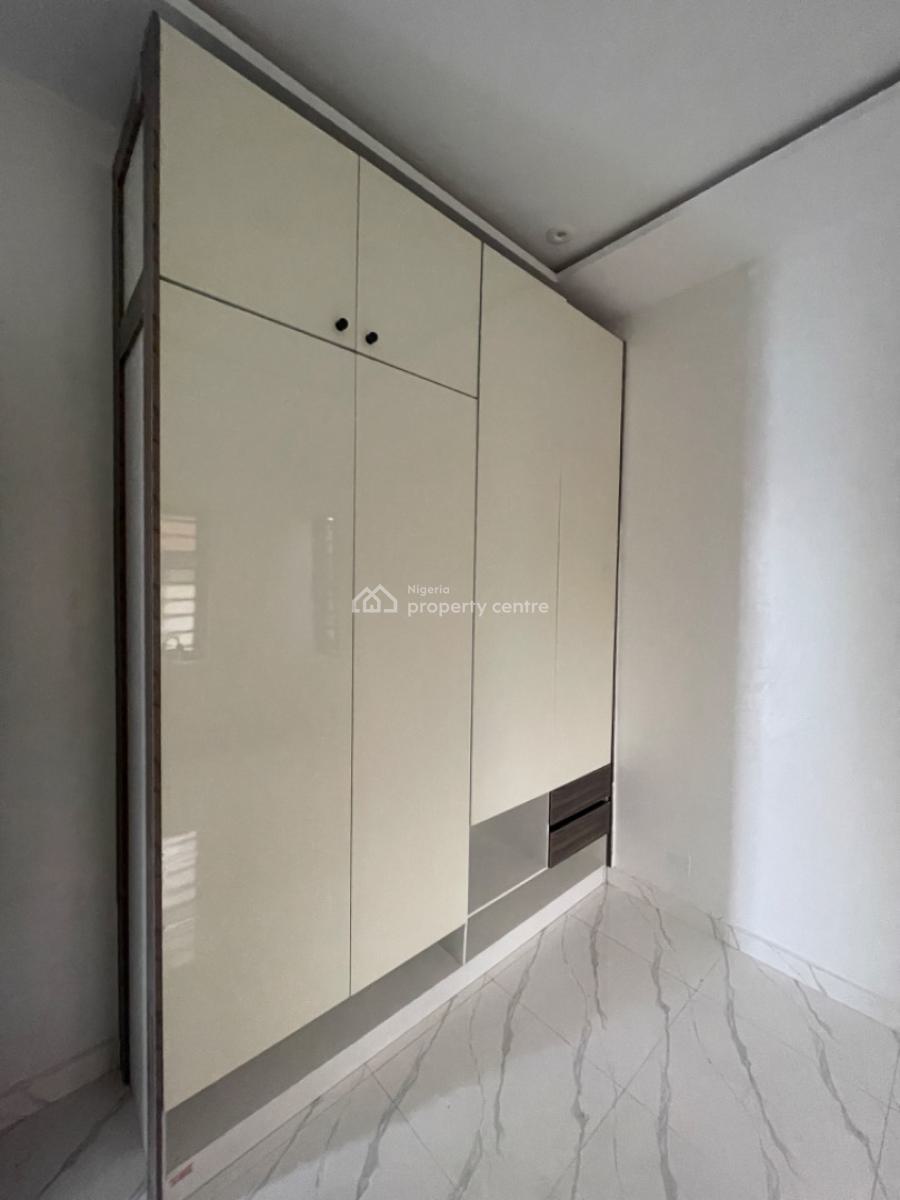 Newly Built 2 Bedroom Apartment/flat with Bq, Lekki Phase 1, Lekki, Lagos, Flat / Apartment for Sale