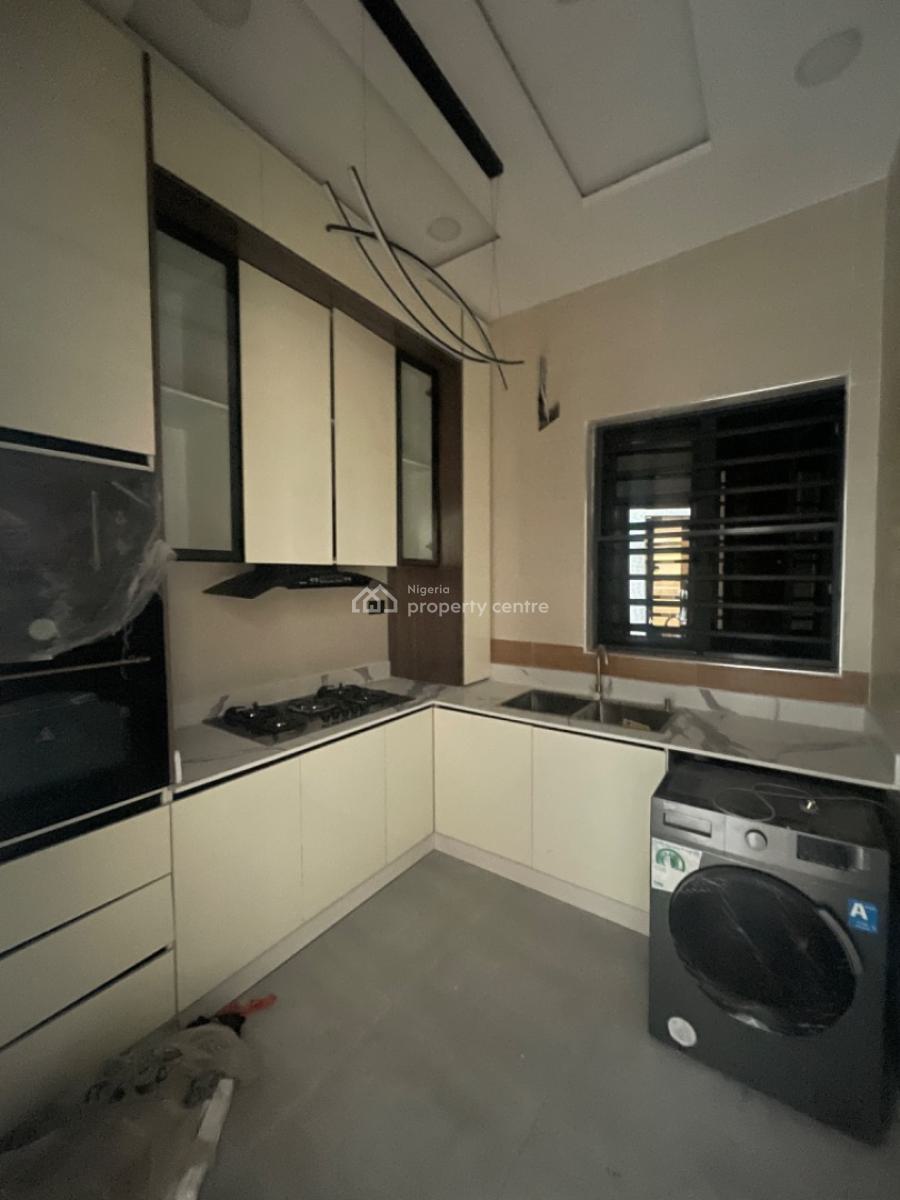 Newly Built 2 Bedroom Apartment/flat with Bq, Lekki Phase 1, Lekki, Lagos, Flat / Apartment for Sale