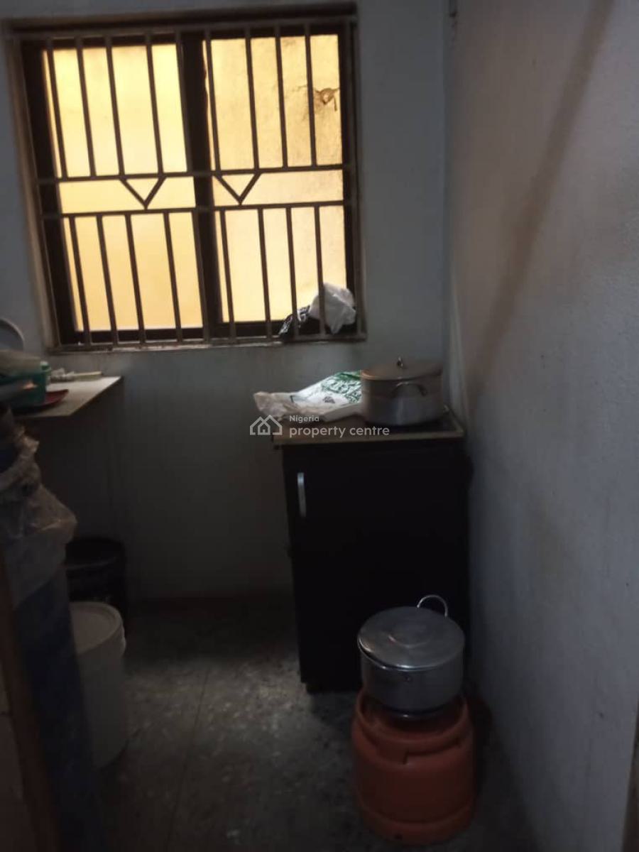 Roommate Needed Roommate Needed, Thomas Estate, Ajiwe, Ajah, Lagos, Self Contain (single Rooms) for Rent