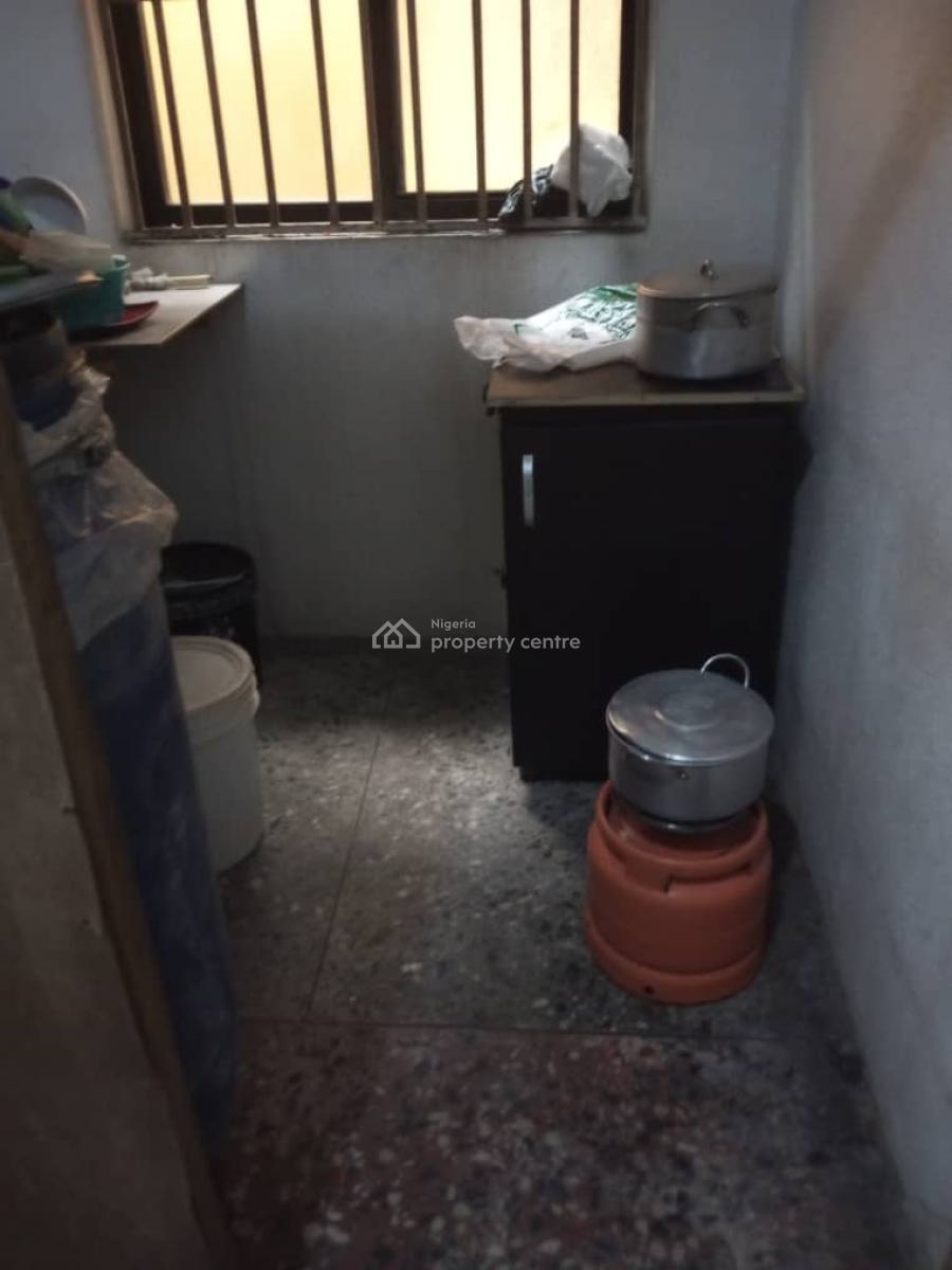 Roommate Needed Roommate Needed, Thomas Estate, Ajiwe, Ajah, Lagos, Self Contain (single Rooms) for Rent