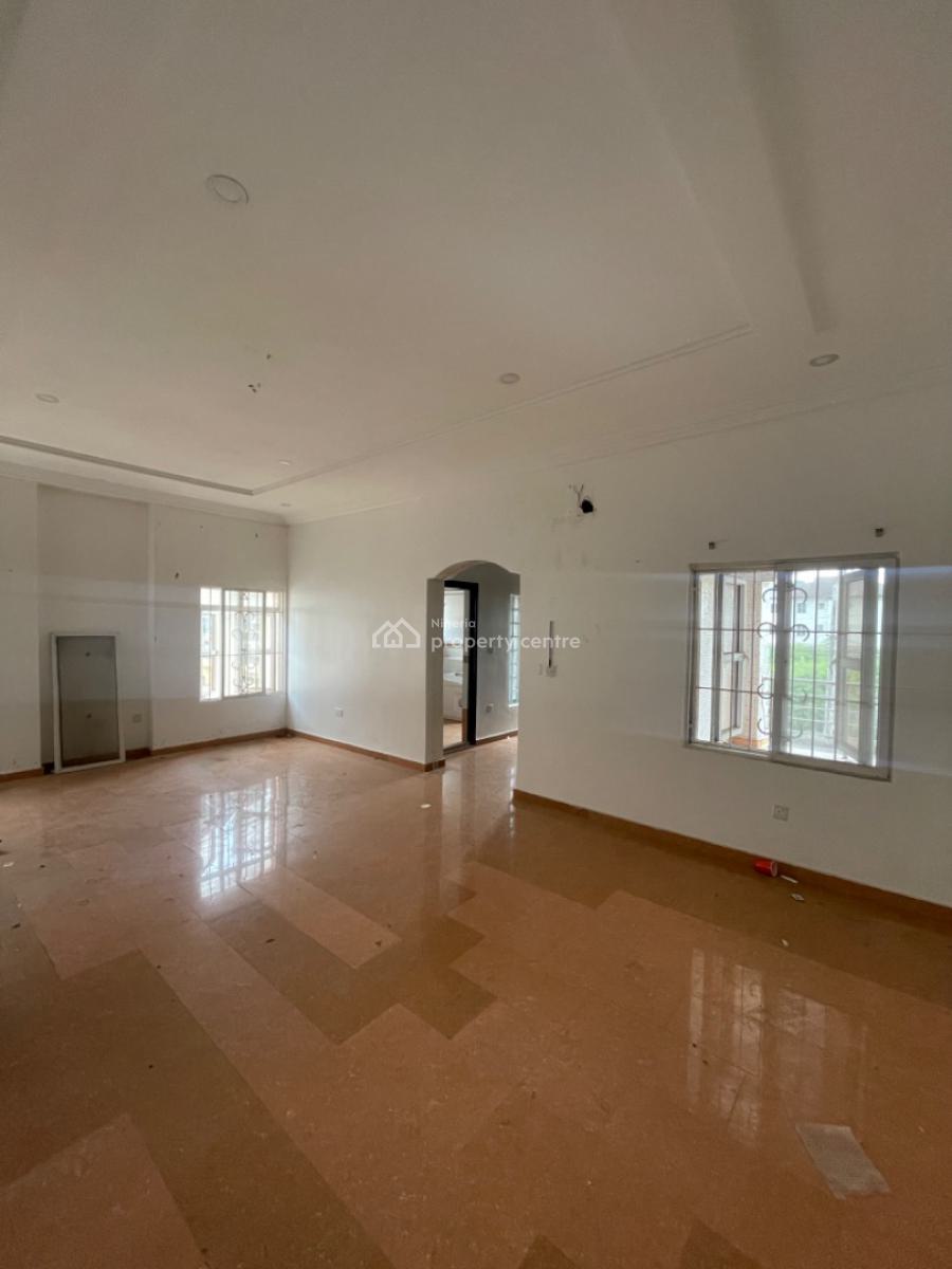 Well Maintained 4 Bedroom Semi Detached Duplex with Bq, Lekki Phase 1, Lekki, Lagos, Semi-detached Duplex for Rent