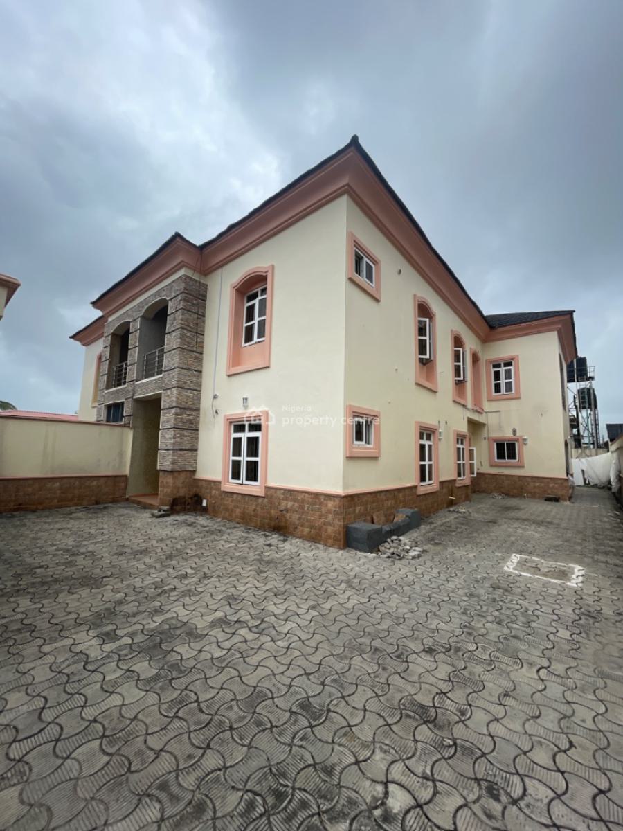 Well Maintained 4 Bedroom Semi Detached Duplex with Bq, Lekki Phase 1, Lekki, Lagos, Semi-detached Duplex for Rent