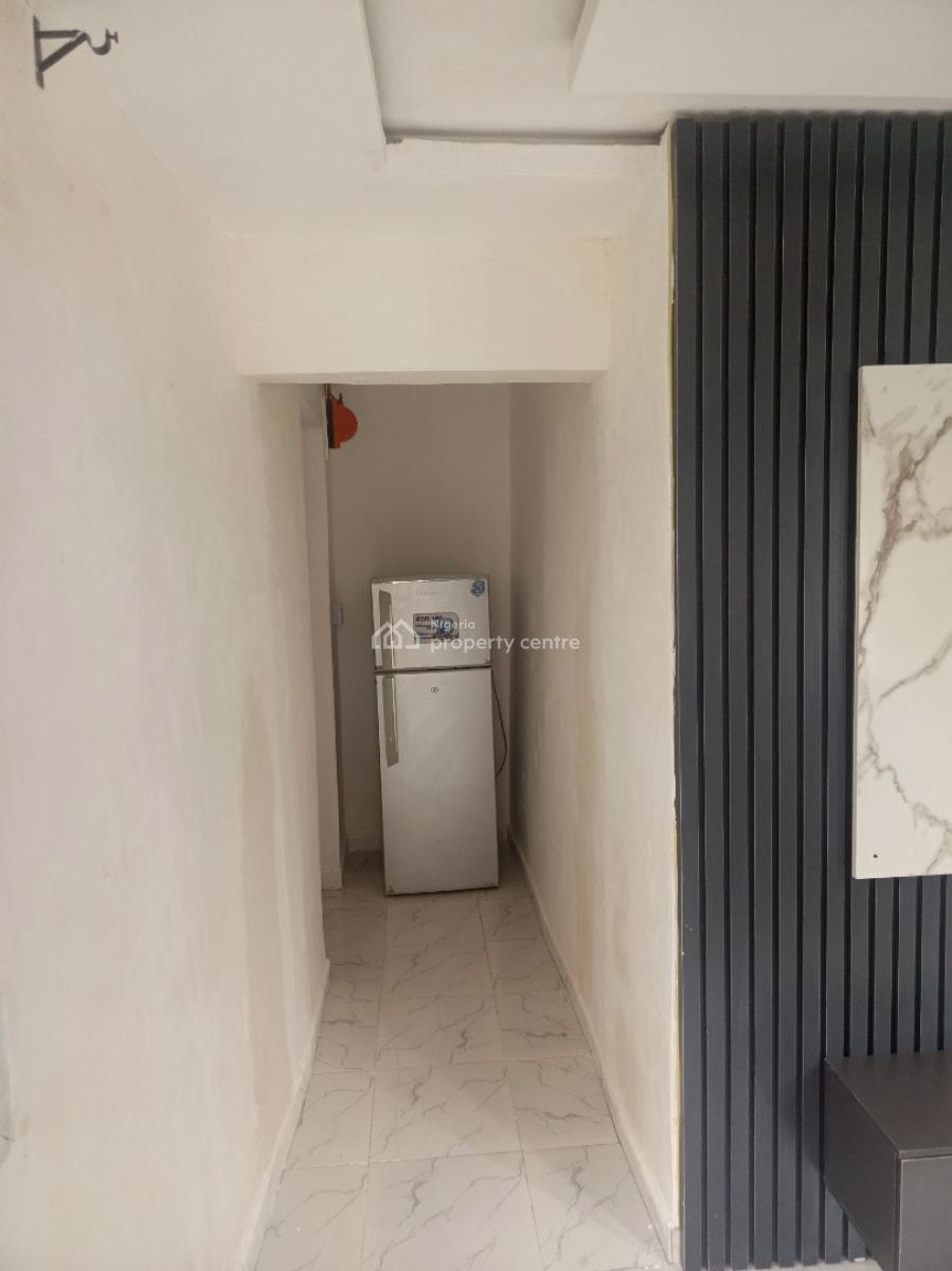 Furnished Mini Flat in Victoria Island, Adetokunbo Ademola Street, Victoria Island (vi), Lagos, Mini Flat (room and Parlour) for Rent