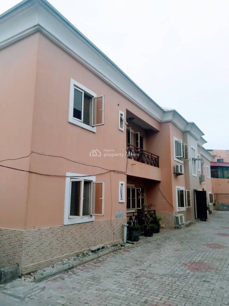 Spacious and Fully Furnished 3 Bedroom Flat with Bq at Lekki Phase 1, Off Folanrin Osibo Lekki Phase 1, Lekki Phase 1, Lekki, Lagos, Flat / Apartment for Rent
