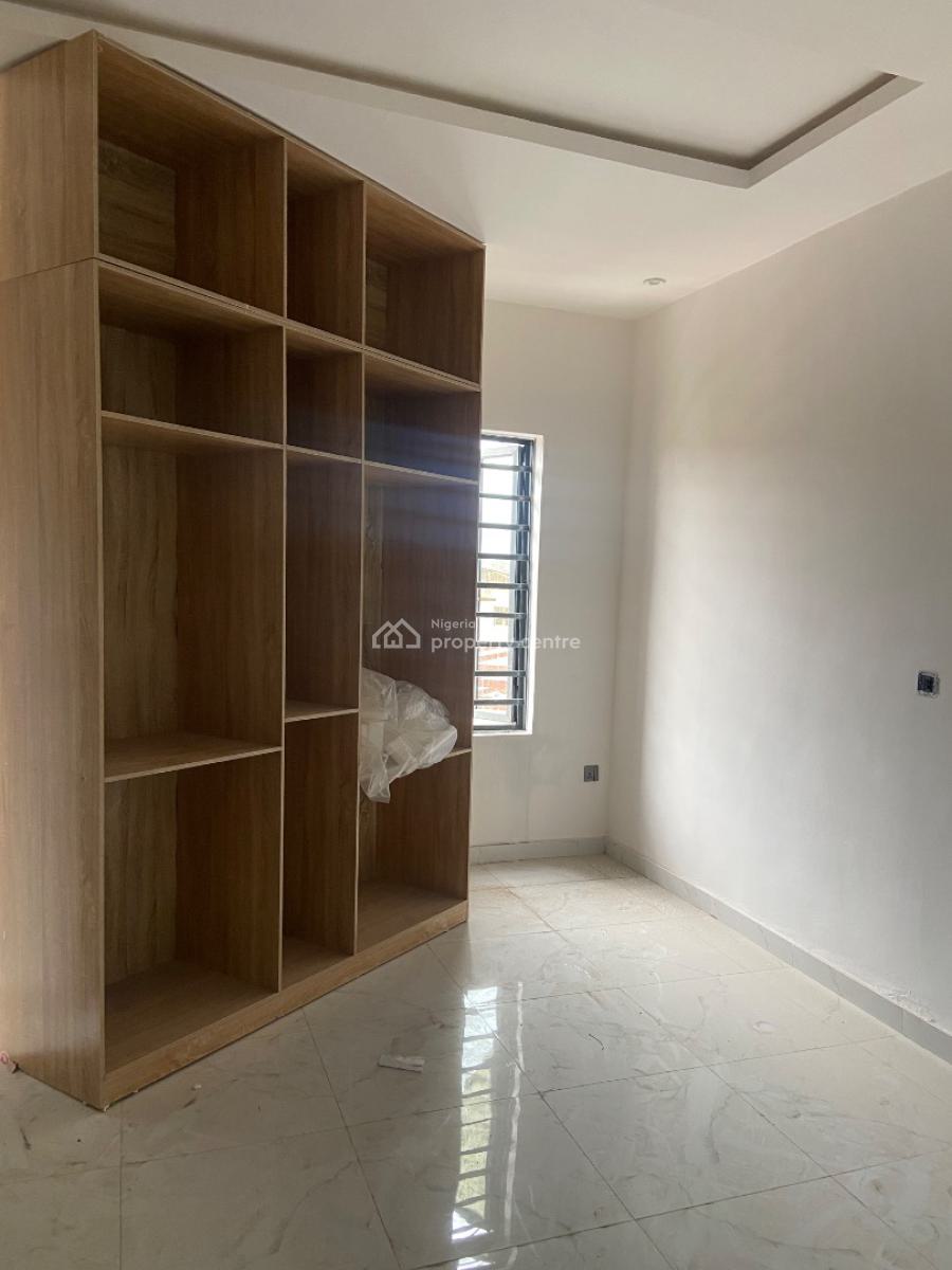 4 Bedroom Semi Detached Duplex, Olowora, Omole Phase 2, Ikeja, Lagos, Terraced Duplex for Sale