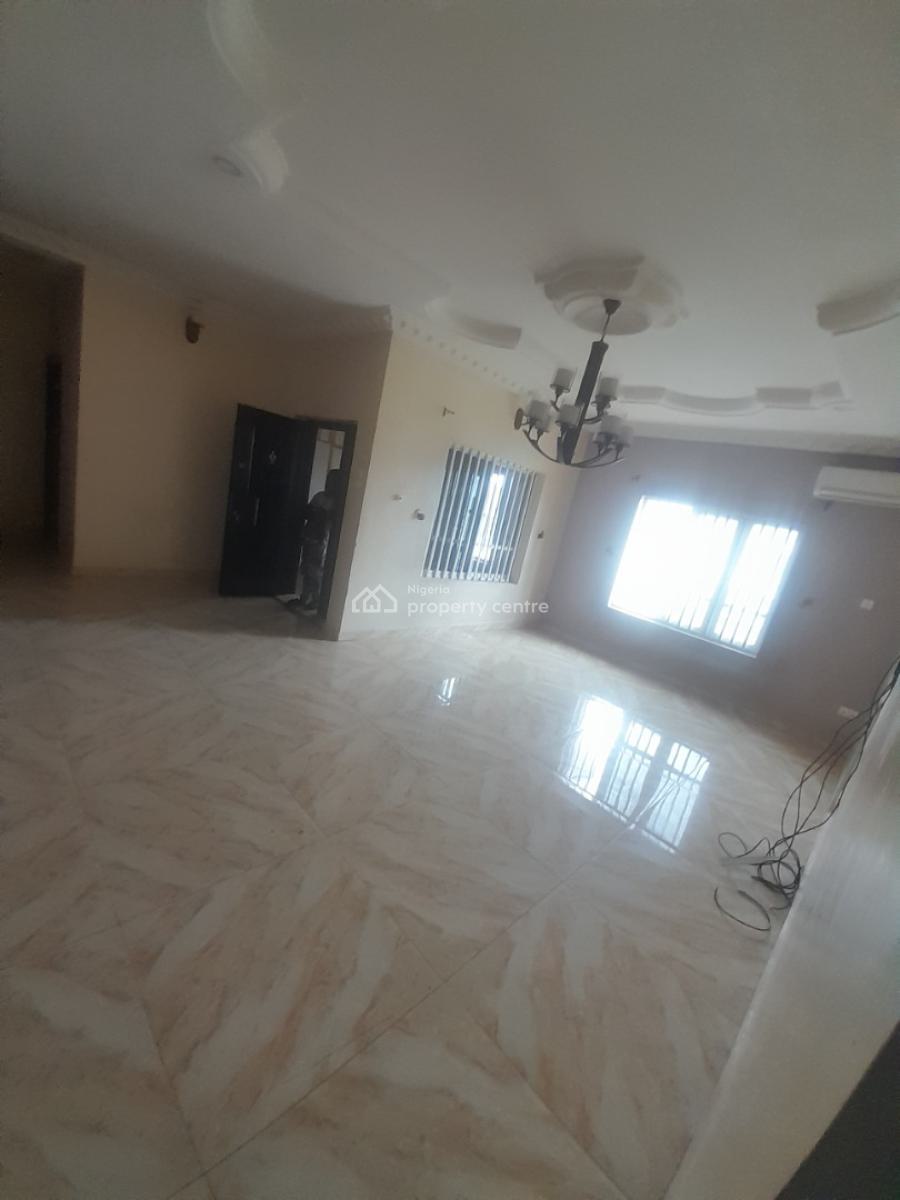 Luxury and Standard 3 Bedrooms Flat on a Tarred Road All Through, Fo1 Layout, Kubwa, Abuja, Flat / Apartment for Rent