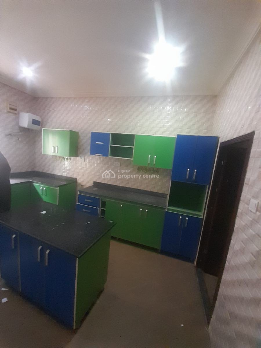 Luxury and Standard 3 Bedrooms Flat on a Tarred Road All Through, Fo1 Layout, Kubwa, Abuja, Flat / Apartment for Rent