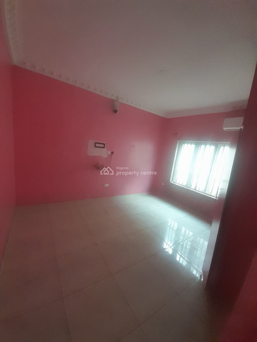 Luxury and Standard 3 Bedrooms Flat on a Tarred Road All Through, Fo1 Layout, Kubwa, Abuja, Flat / Apartment for Rent