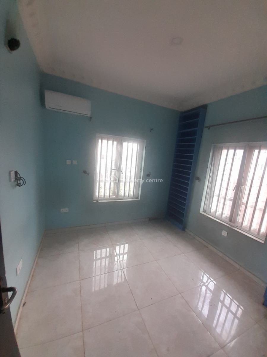 Luxury and Standard 3 Bedrooms Flat on a Tarred Road All Through, Fo1 Layout, Kubwa, Abuja, Flat / Apartment for Rent
