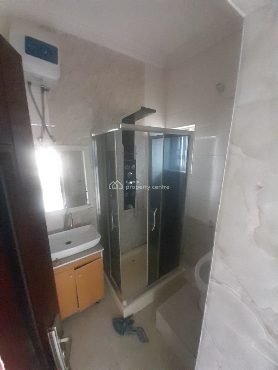 Luxury and Standard 3 Bedrooms Flat on a Tarred Road All Through, Fo1 Layout, Kubwa, Abuja, Flat / Apartment for Rent