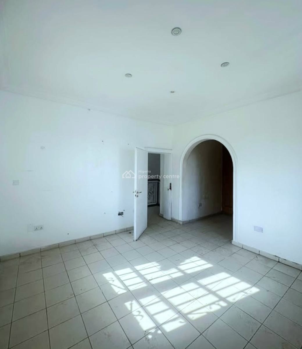 4 Bedroom Detached, Lekki Phase 1, Lekki, Lagos, Office Space for Rent