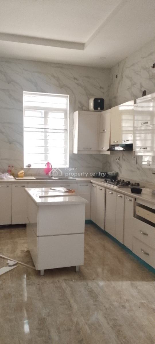 a Spacious and Luxurious Mini Flat, Mega Chicken, Ikota, Lekki, Lagos, Mini Flat (room and Parlour) for Rent