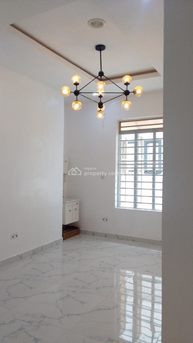 a Spacious and Luxurious Mini Flat, Mega Chicken, Ikota, Lekki, Lagos, Mini Flat (room and Parlour) for Rent