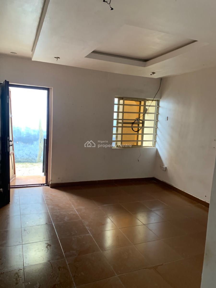 Luxury 2 Bedroom Flat, Gra Phase 1, Magodo, Lagos, Flat / Apartment for Rent