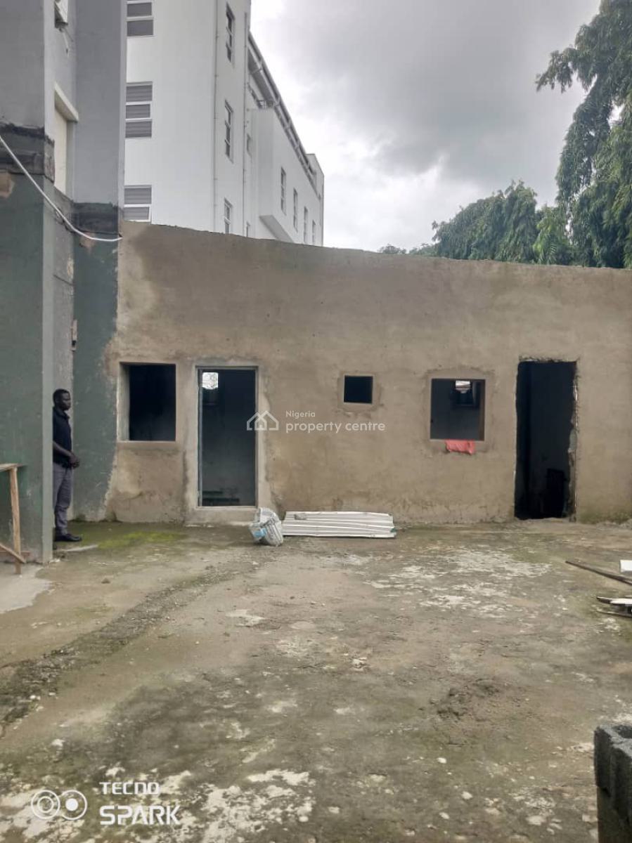 Shop Space, Off Gimbiya, Area 11, Garki, Abuja, Shop for Rent