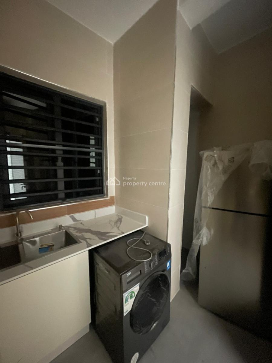 Newly Built 3 Bedroom Apartment /flat, Lekki Phase 1, Lekki, Lagos, Flat / Apartment for Sale