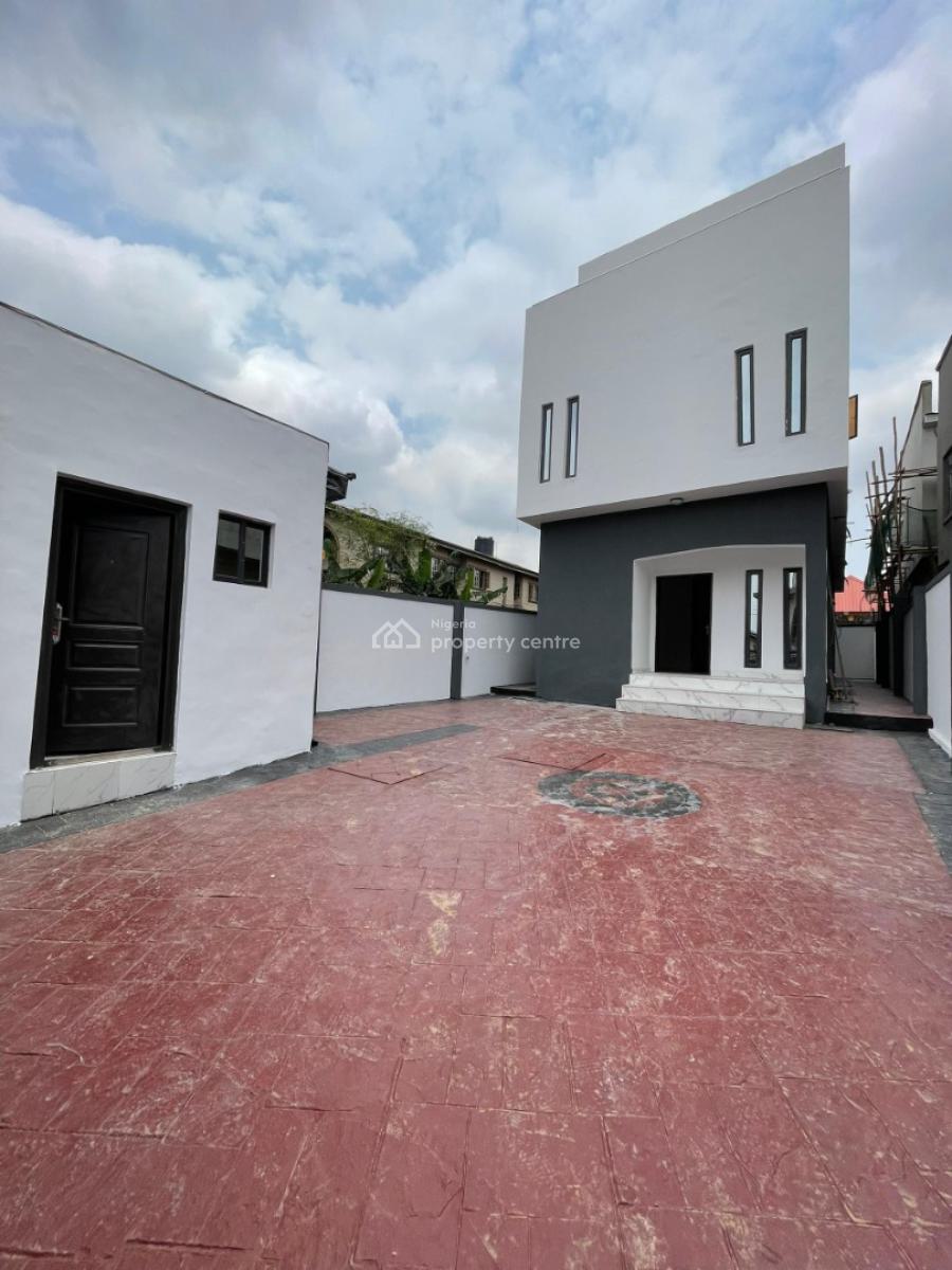 Aesthetically Pleasing 4 Bedroom Detached Duplex Plus Bq with Gate House, Gra Phase 1, Magodo, Lagos, Detached Duplex for Sale