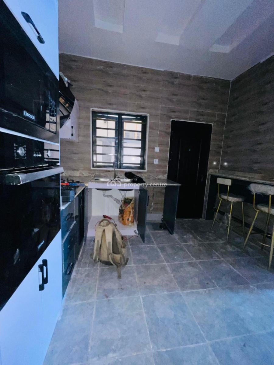 Aesthetically Pleasing 4 Bedroom Detached Duplex Plus Bq with Gate House, Gra Phase 1, Magodo, Lagos, Detached Duplex for Sale