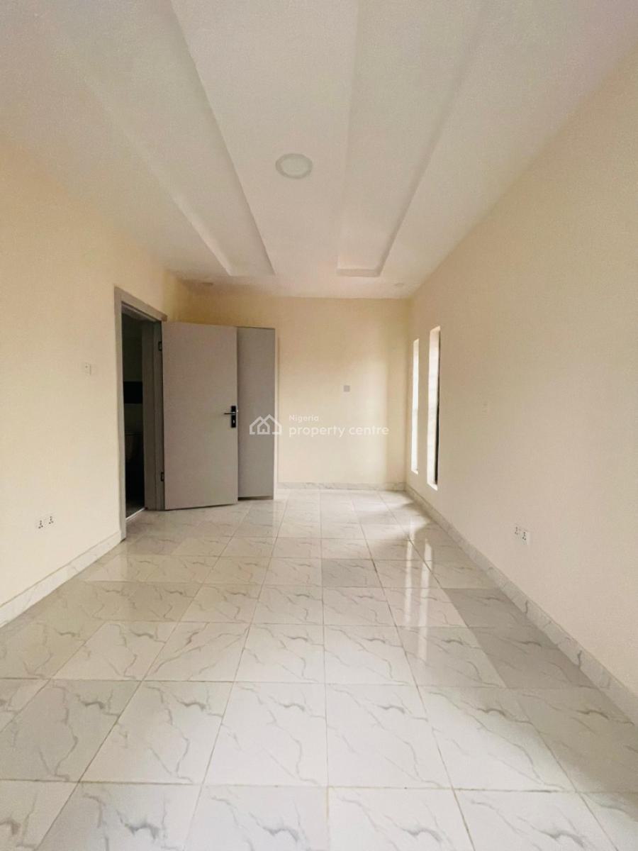 Aesthetically Pleasing 4 Bedroom Detached Duplex Plus Bq with Gate House, Gra Phase 1, Magodo, Lagos, Detached Duplex for Sale