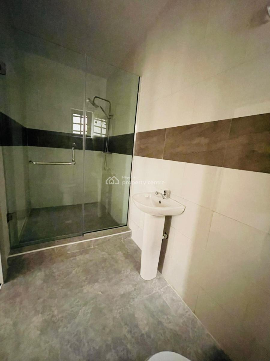 Aesthetically Pleasing 4 Bedroom Detached Duplex Plus Bq with Gate House, Gra Phase 1, Magodo, Lagos, Detached Duplex for Sale