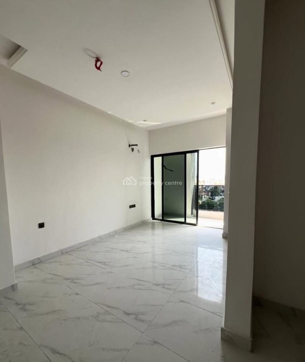 3 Bedroom Apartment with Bq, Elevator & Pool, Lekki Phase 1, Lekki, Lagos, Flat / Apartment for Rent
