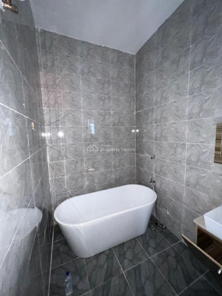 Master Bedroom Shared Apartment, Royal Pine, Orchid Road, Lekki, Lagos, House for Rent
