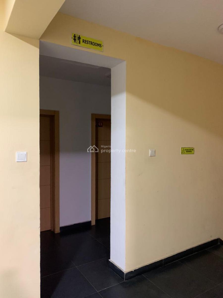 Luxury Shop Space (upstairs Unit), Eli’s Plazza  Orchid Road Lekki, Lekki Expressway, Lekki, Lagos, Shop for Rent