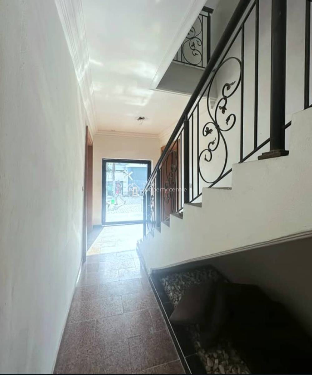 Well-maintained Commercial 4-bedroom Detached House with Bq, Lekki Phase 1, Lekki, Lagos, Commercial Property for Rent