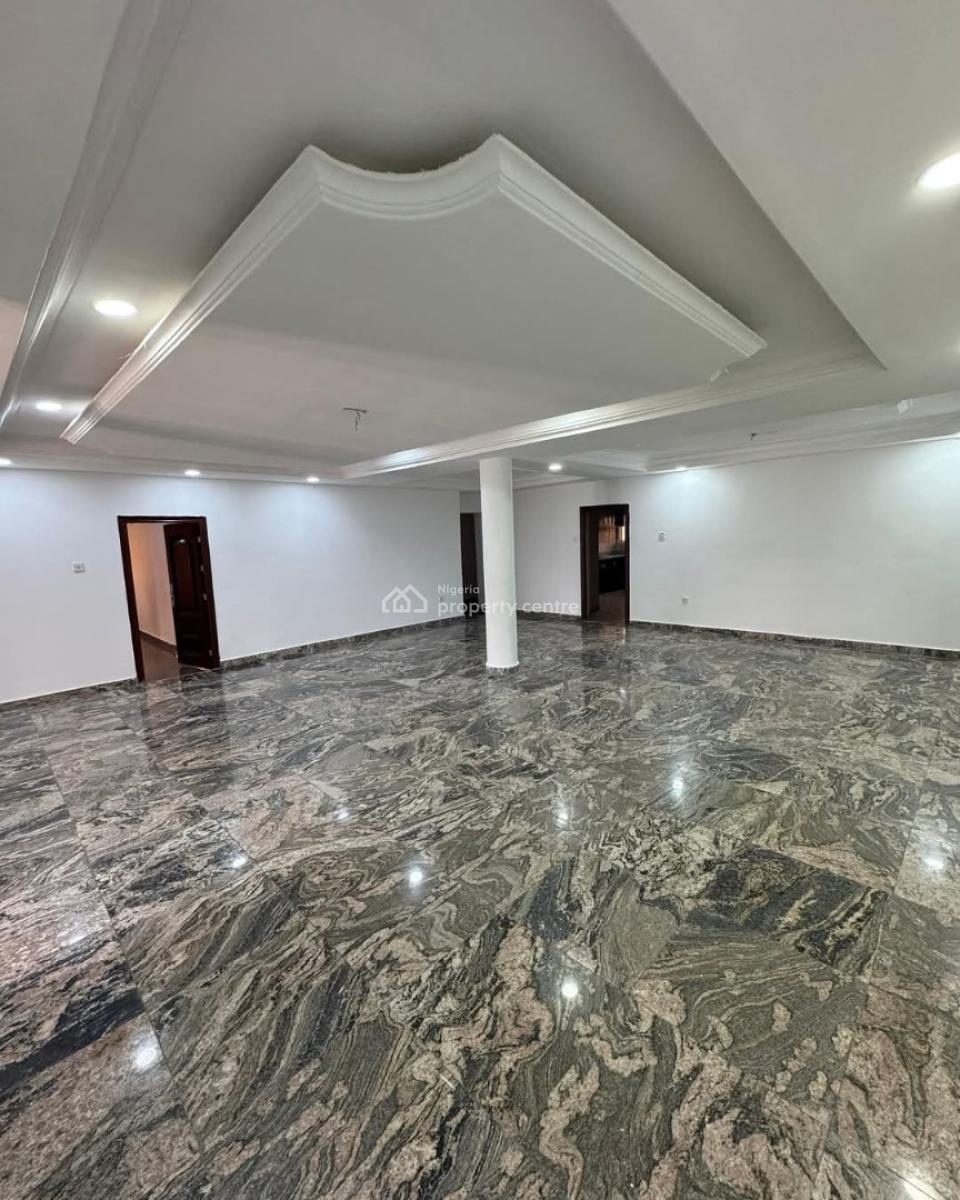 Serviced Three 3 Bedroom Apartment with Bq, Off Admiralty Way, Lekki Phase 1, Lekki, Lagos, Flat / Apartment for Rent
