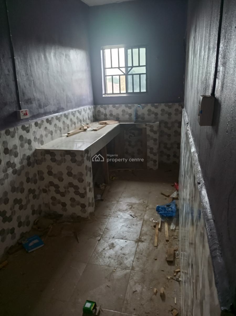 Newly Built Spacious 2 Bedrooms, Before Bankole Estate, Magboro, Ogun, Flat / Apartment for Rent