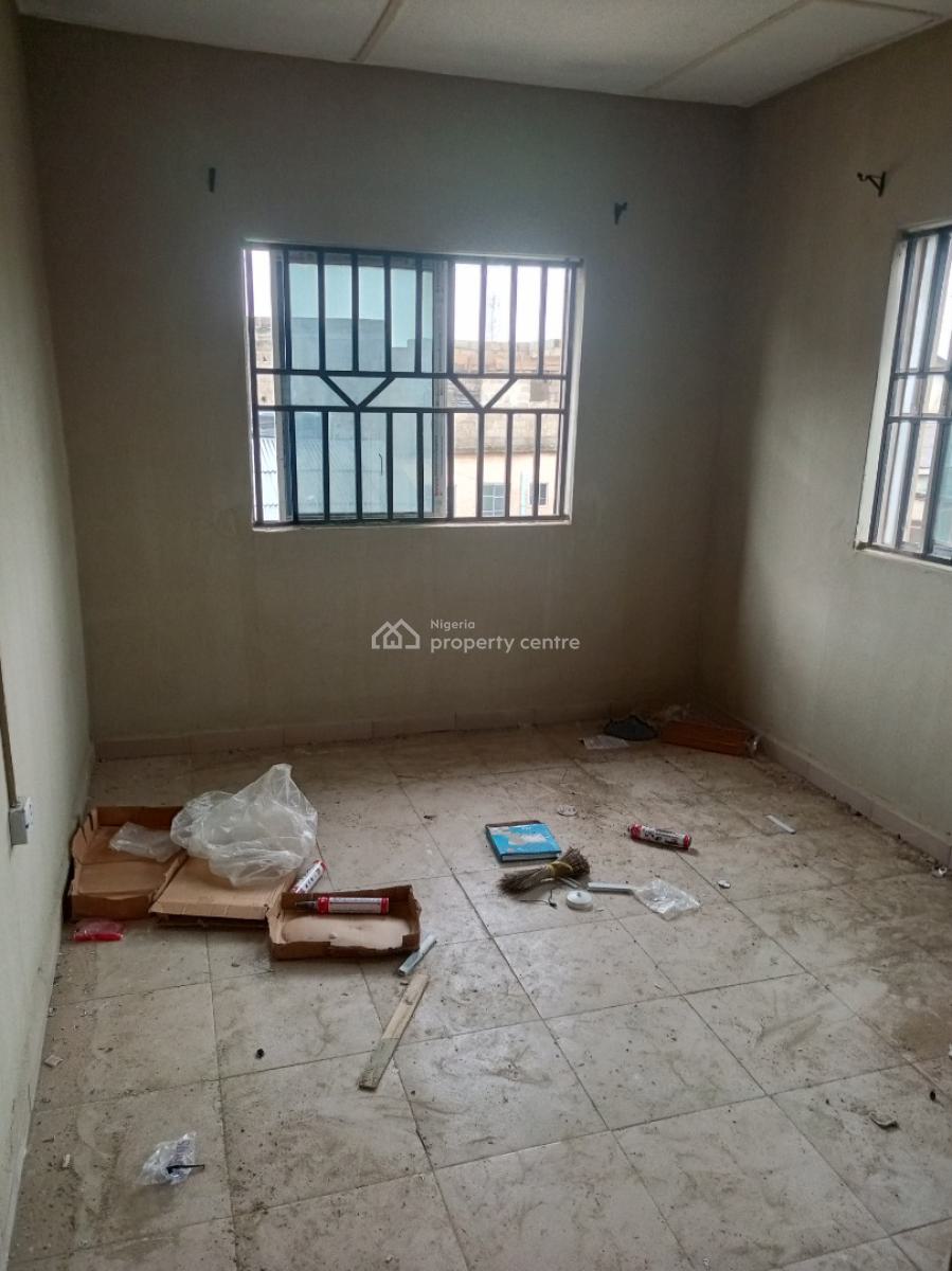 Newly Built Spacious 2 Bedrooms, Before Bankole Estate, Magboro, Ogun, Flat / Apartment for Rent
