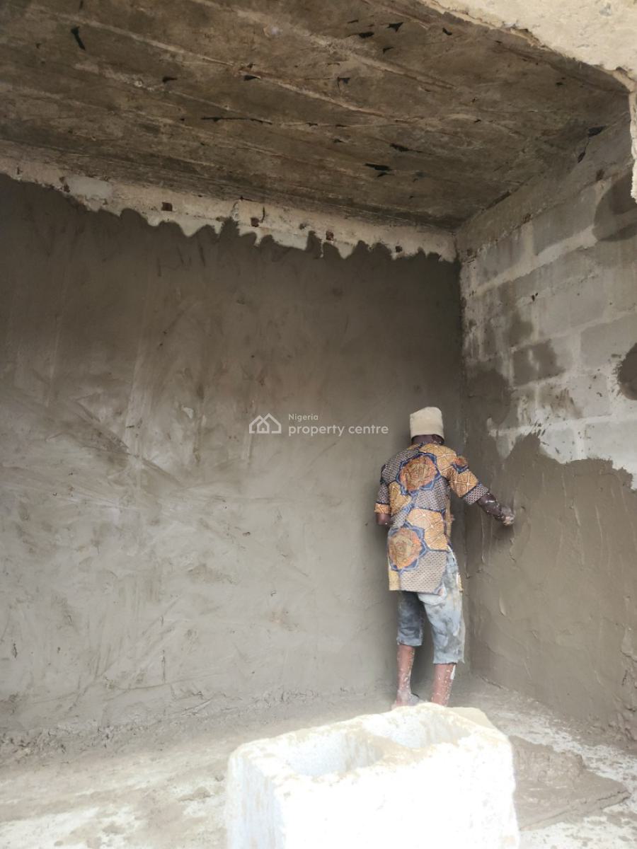 Spacious Shops for 10 Years Lease, 97 Ijesha Road, Surulere, Lagos, Shop for Rent