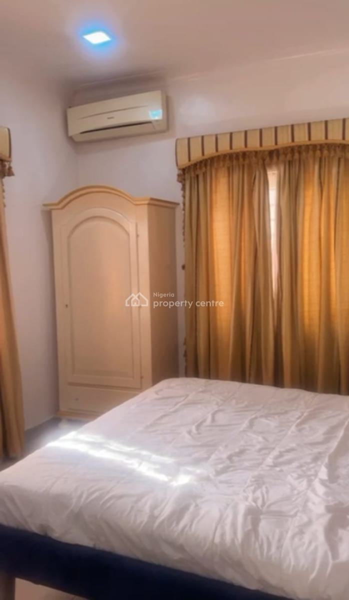 Standard Mini Palour Self Con, Glover Road, Ikoyi, Lagos, Mini Flat (room and Parlour) for Rent