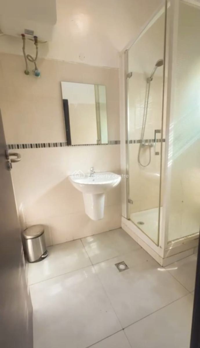 Standard Mini Palour Self Con, Glover Road, Ikoyi, Lagos, Mini Flat (room and Parlour) for Rent