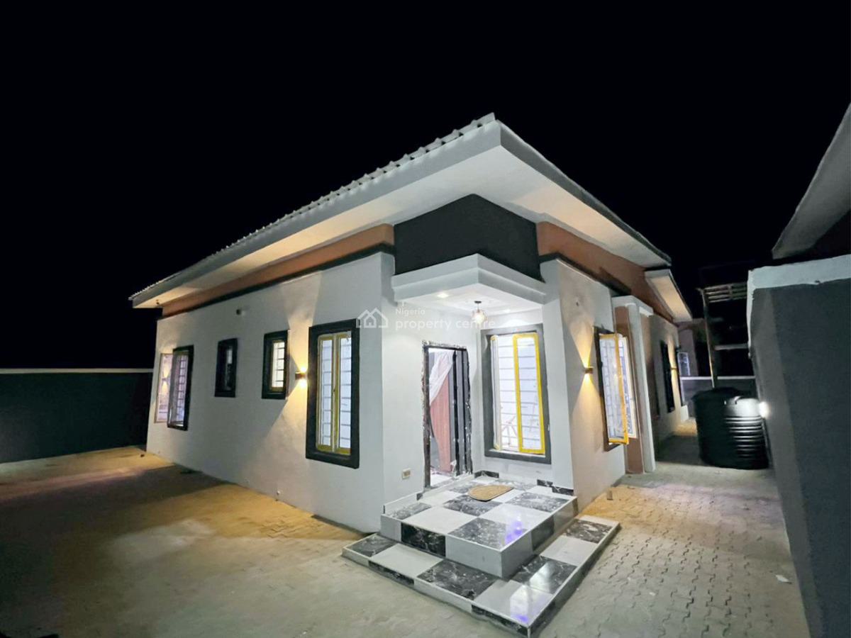 Furnished 3bedroom Detached Bungalows with Employee Quarters, Wonder Court Type B 3bedroom Detached Bungalows Located at Orinbanwa, Awoyaya, Ibeju Lekki, Lagos, Detached Bungalow for Sale