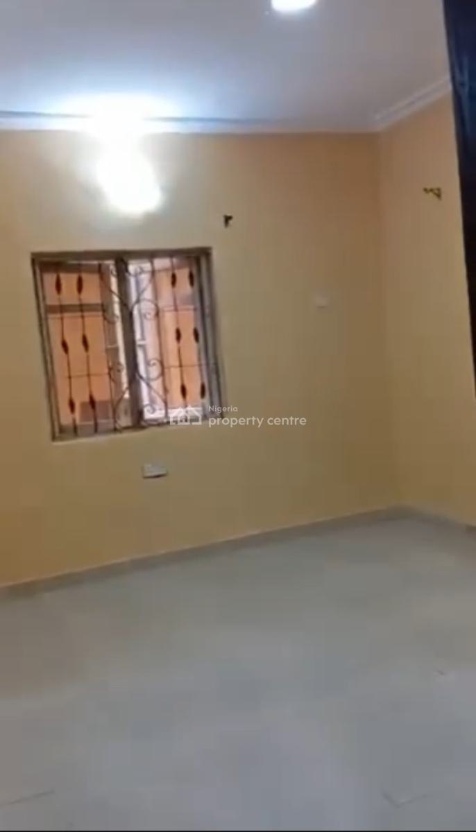 Well Maintained Spacious 3 Bedroom Flat, Alogba, Ebute, Ikorodu, Lagos, Flat / Apartment for Rent
