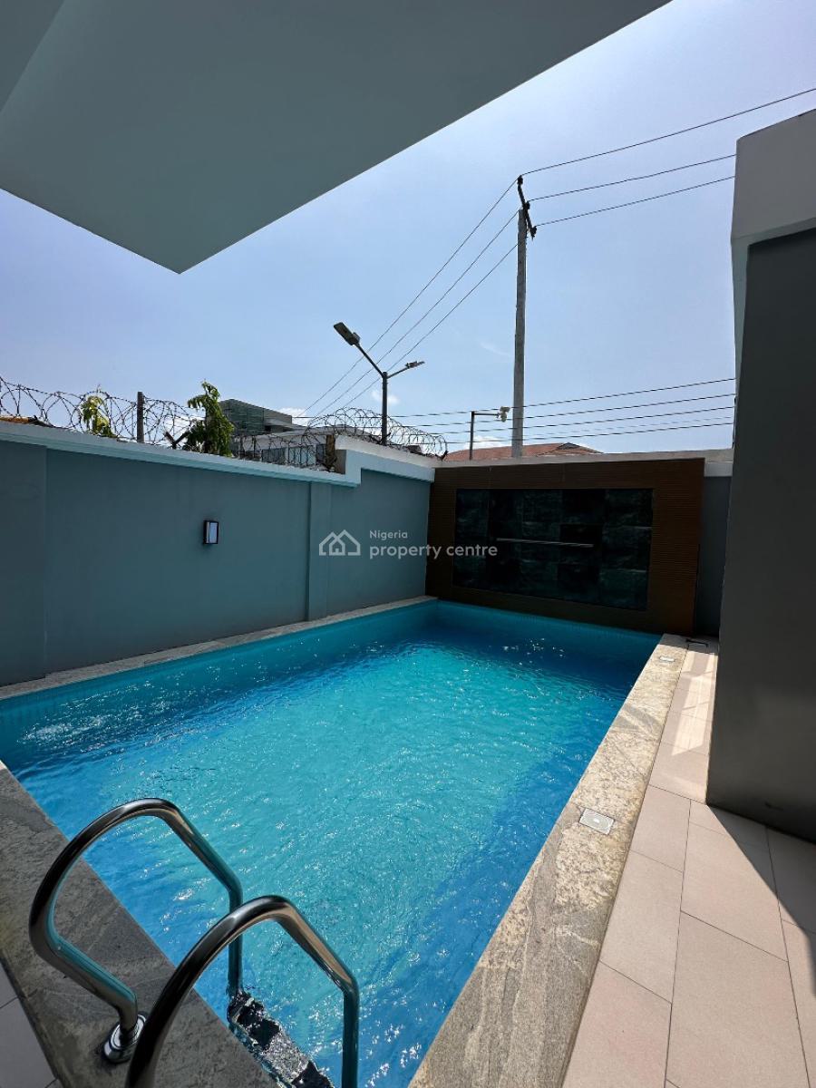 The Massive 3 Bedroom Apartment, Lekki Phase 1, Lekki, Lagos, Flat / Apartment for Sale