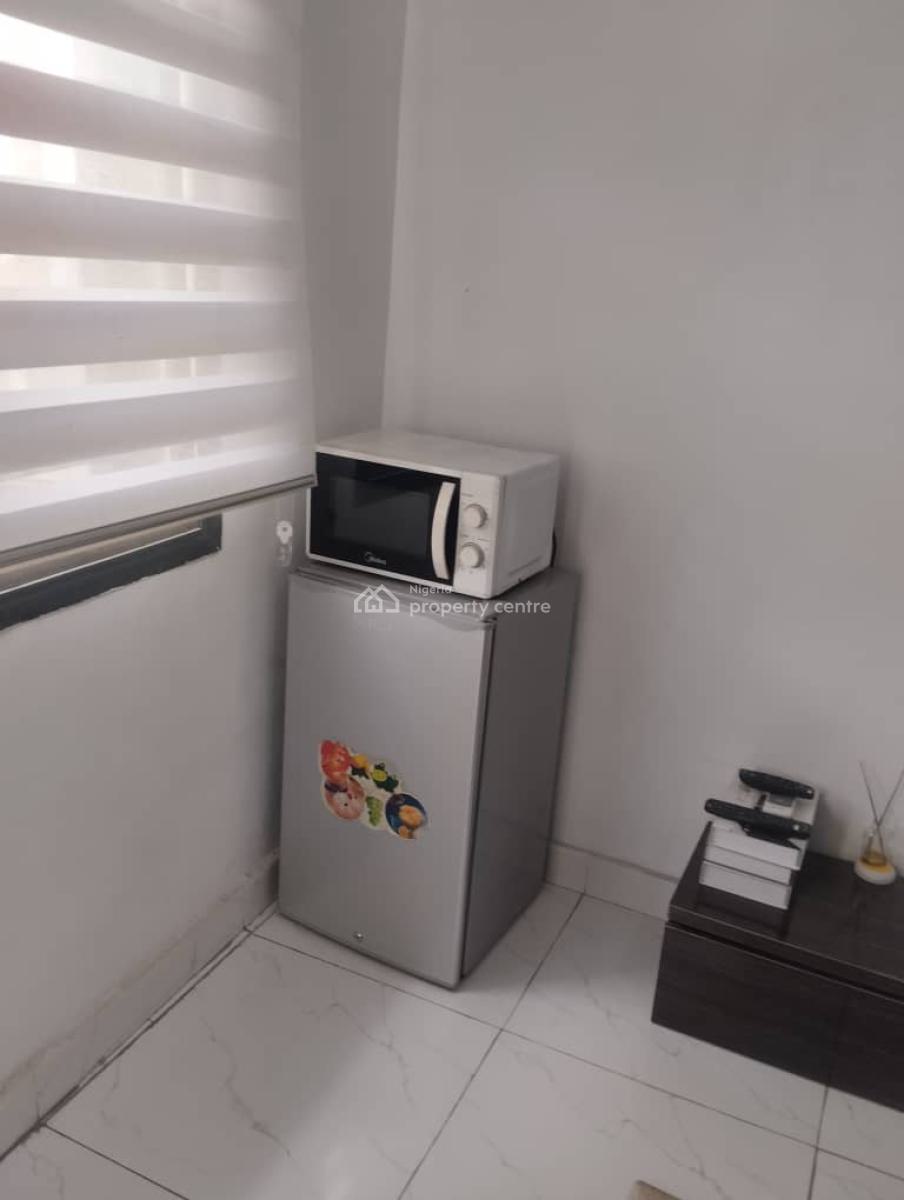 Furnished and Serviced One Bedroom, By Stella Marris School, Durumi, Abuja, Flat / Apartment for Rent