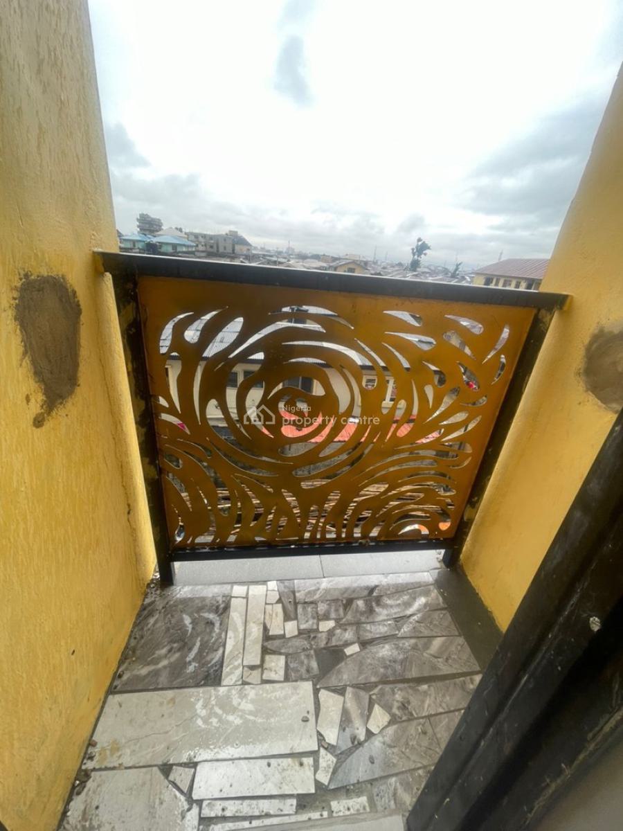 Mini Flat, Iwaya, Yaba, Lagos, Mini Flat (room and Parlour) for Rent