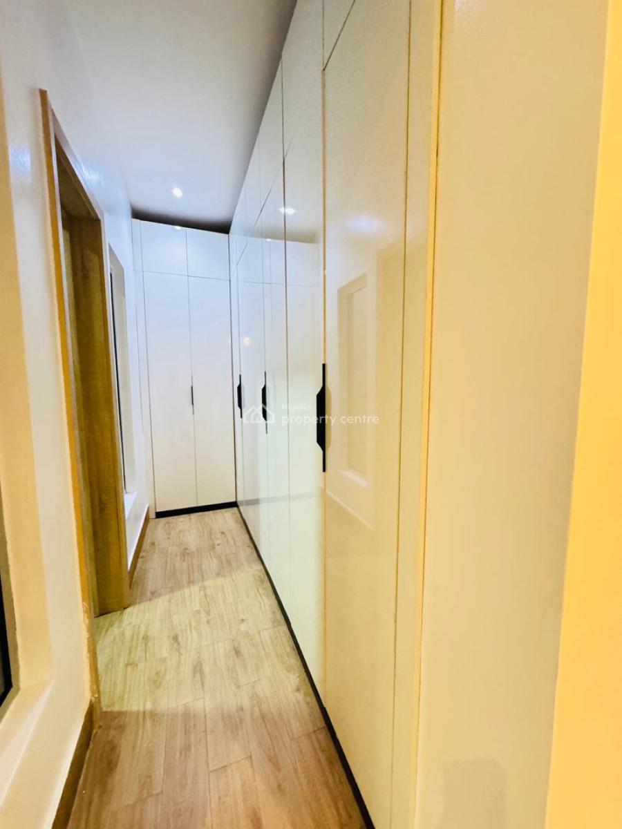 Luxuriously Built 2 Bedroom Flat + Bq, Lekki Phase 1, Lekki, Lagos, Flat / Apartment for Rent