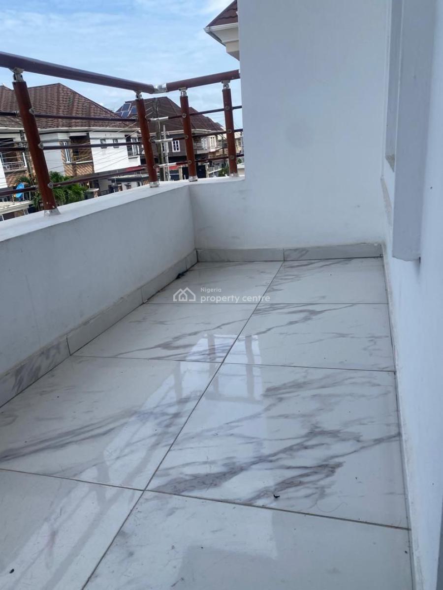 Extra-large Masters Bedroom in a Prime Estate, Idado, Lekki, Lagos, Flat / Apartment for Rent