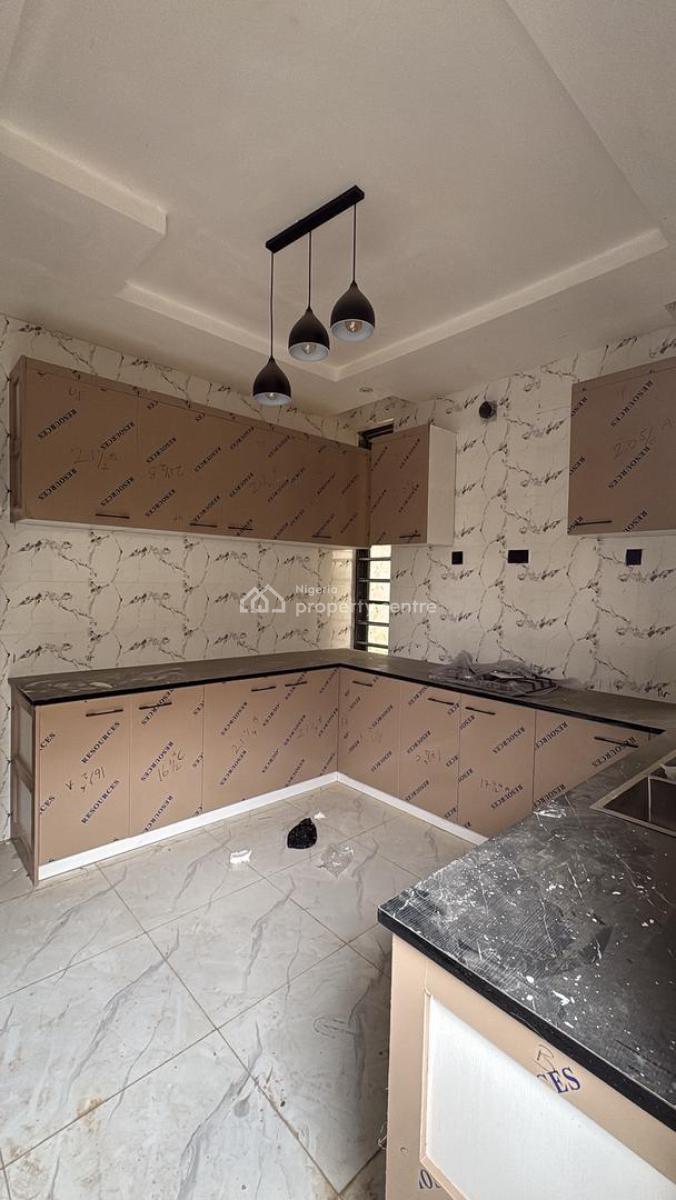 4 Bedroom Duplex and Bq with C of O, Chief Oyelade Estate, Oluyole Area, Ibadan, Oyo, Detached Duplex for Sale