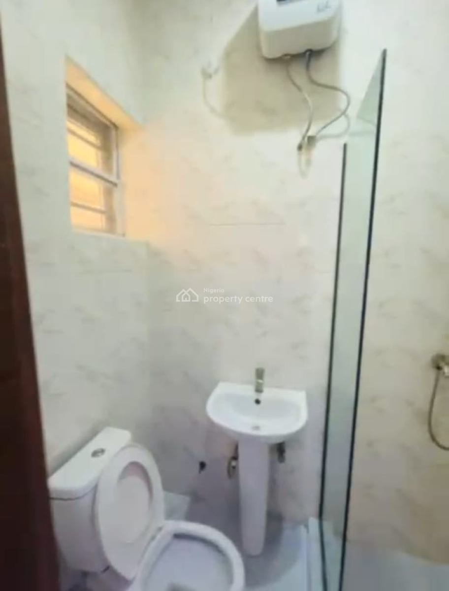 Standard Mini Flat, Royal Palm Estate, Lekki Phase 2, Lekki, Lagos, Mini Flat (room and Parlour) for Rent