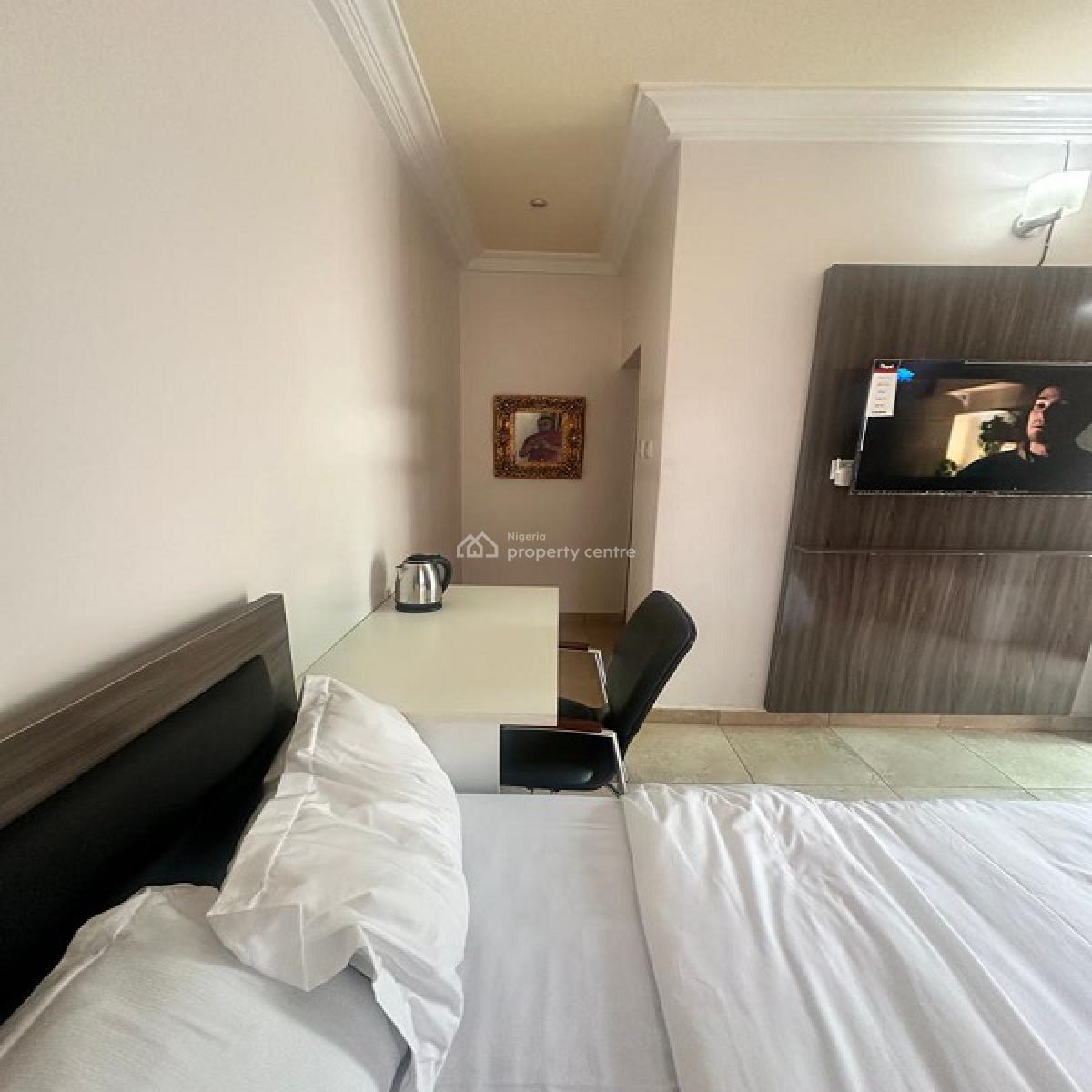 Tastefully 3 Bedrooms Apartment, Gudu, Abuja, Flat / Apartment Short Let