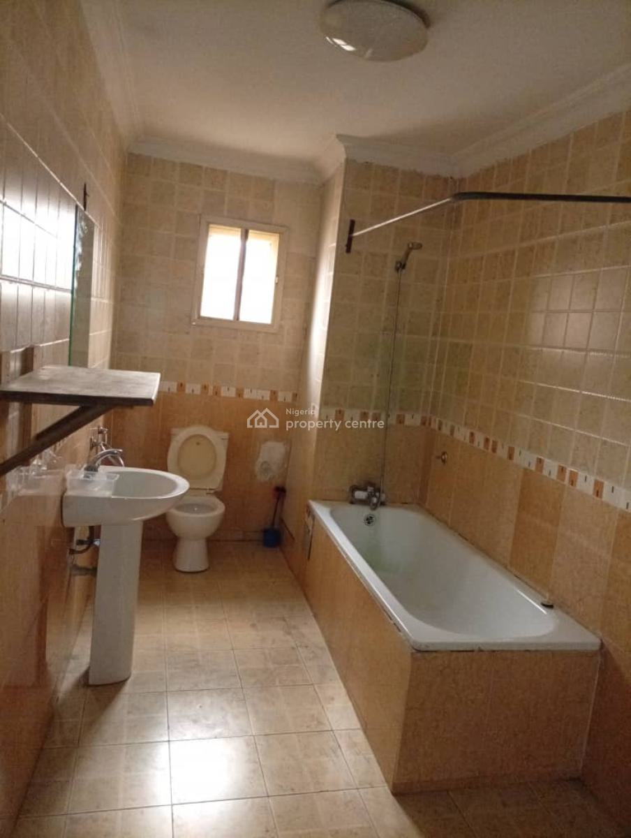 4 Bedrooms Townhouse with Bq, Oba Akinjobi Way, Ikeja Gra, Ikeja, Lagos, Terraced Duplex for Rent