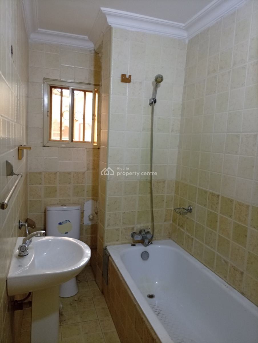 4 Bedrooms Townhouse with Bq, Oba Akinjobi Way, Ikeja Gra, Ikeja, Lagos, Terraced Duplex for Rent