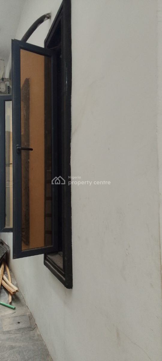 a Luxurious Bq, Gra, Ikota, Lekki, Lagos, Self Contain (single Rooms) for Rent