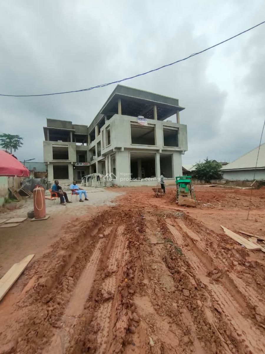 300sqm Top Floor Space Available in a Plaza, Kubwa, Abuja, Plaza / Complex / Mall for Sale